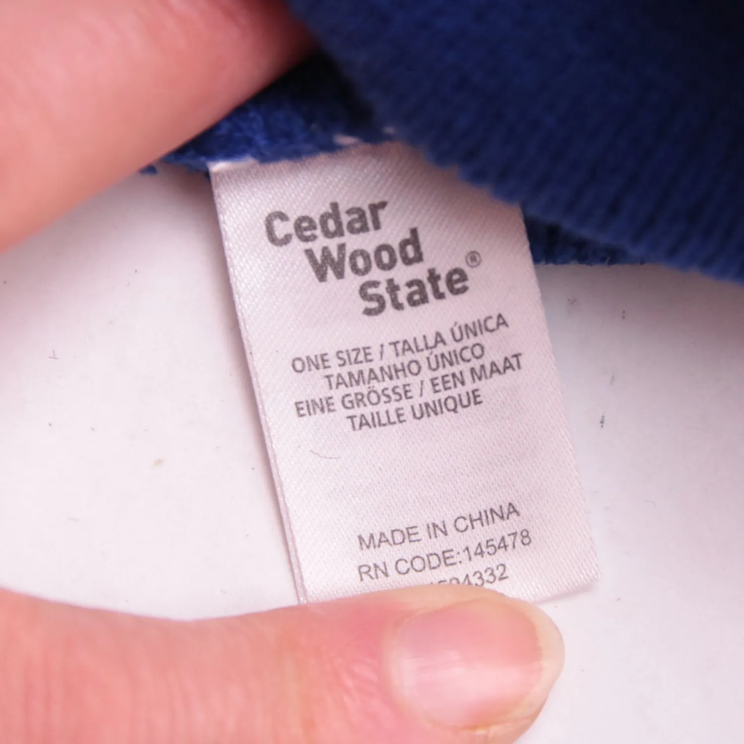 Синяя шапка Cedar Wood State с помпоном и отворотом, один размер